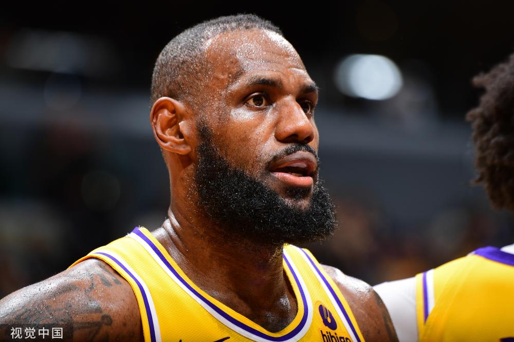 姆的动作并 姆的动作并